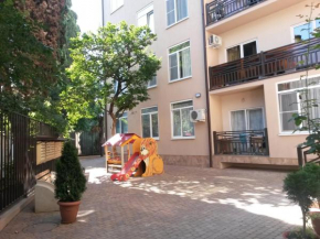 Apartment on Tulpanov 3
